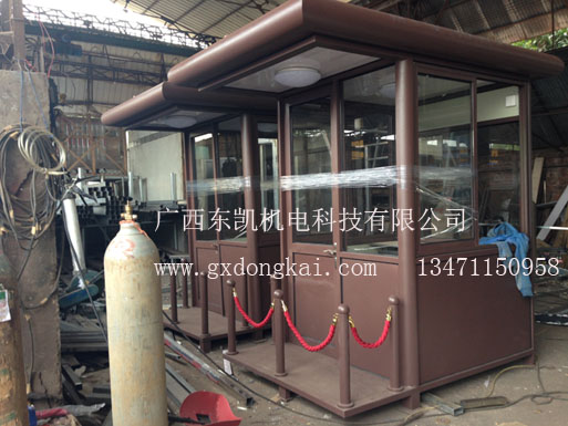 不同顏色造型的鋼結構崗亭-1