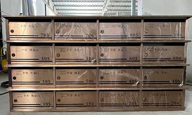 玫瑰金、鈦金信報箱